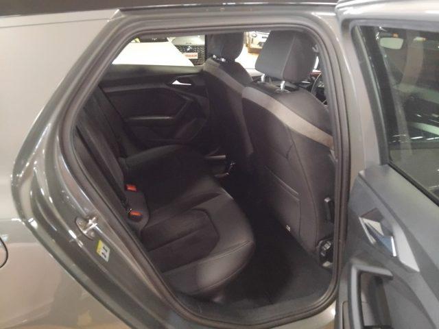 AUDI A1 SPORTBACK 40 TFSI S tr. Identity Black S line 18"