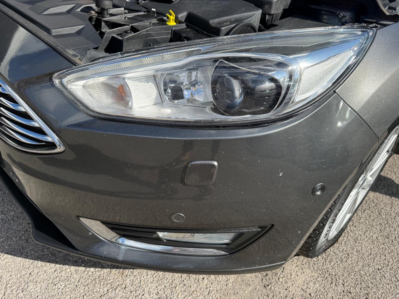 Ford Focus 1.5 TDCi 120 CV S&S Powershift SW Titanium