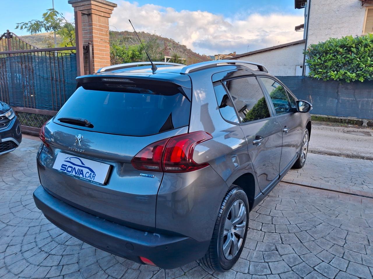 Peugeot 2008 BlueHDi 100 Active 1.6 turbo diesel