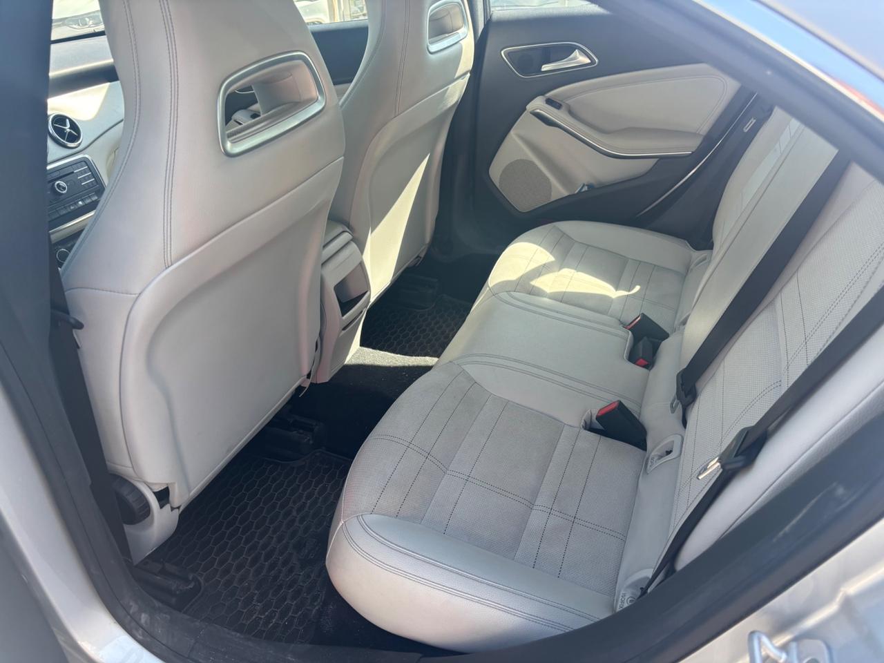 Mercedes-benz CLA 220 CDI Automatic Executive