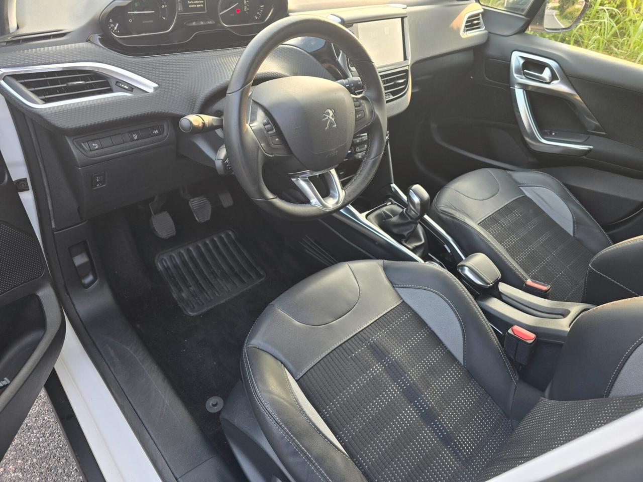 PEUGEOT 2008 1.6 VTi "OK PER NEOPATENTATI"