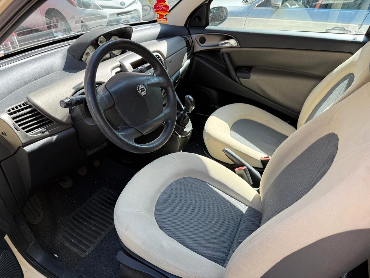 Lancia Ypsilon 1.2 BENZINA