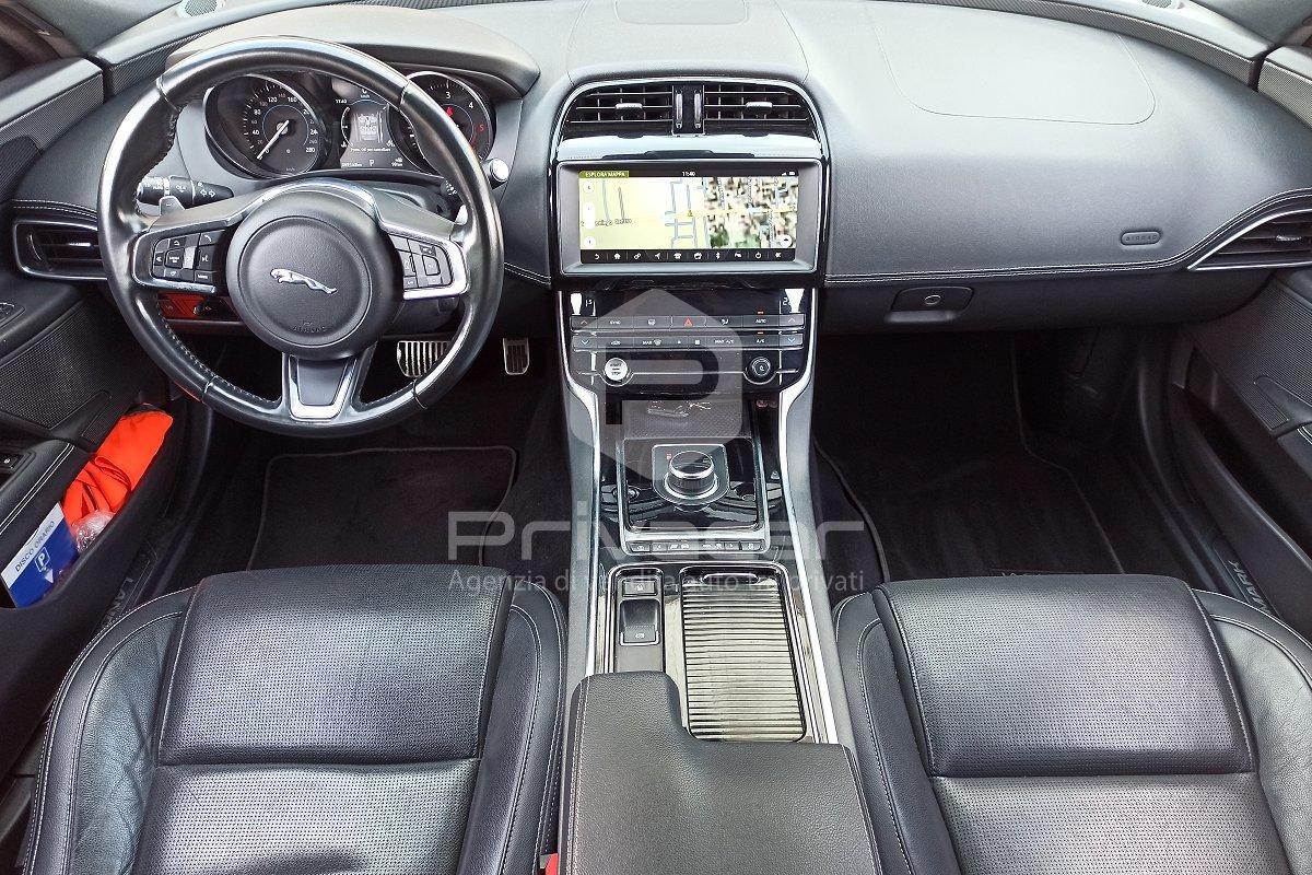 JAGUAR XE 2.0 D 180 CV AWD aut. Landmark Edition