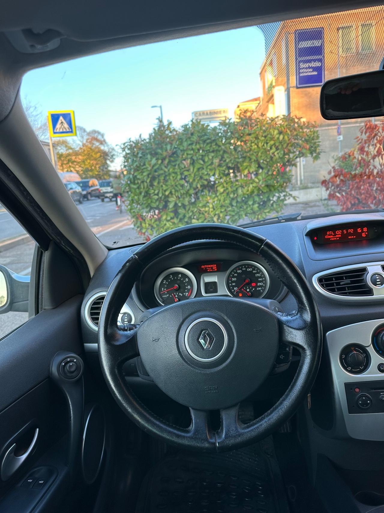 Renault Clio 1.2 16V 5 porte Rip Curl