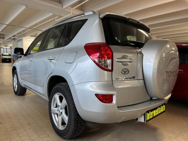 TOYOTA RAV 4 RAV4 2.2 D-4D 136CV Sol 4WD