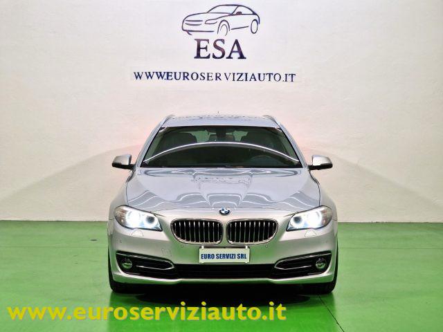 BMW 530 d xDrive 249CV Touring Luxury