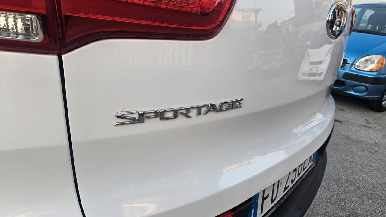 Kia Sportage 1.7 CRDI VGT 2WD high tech