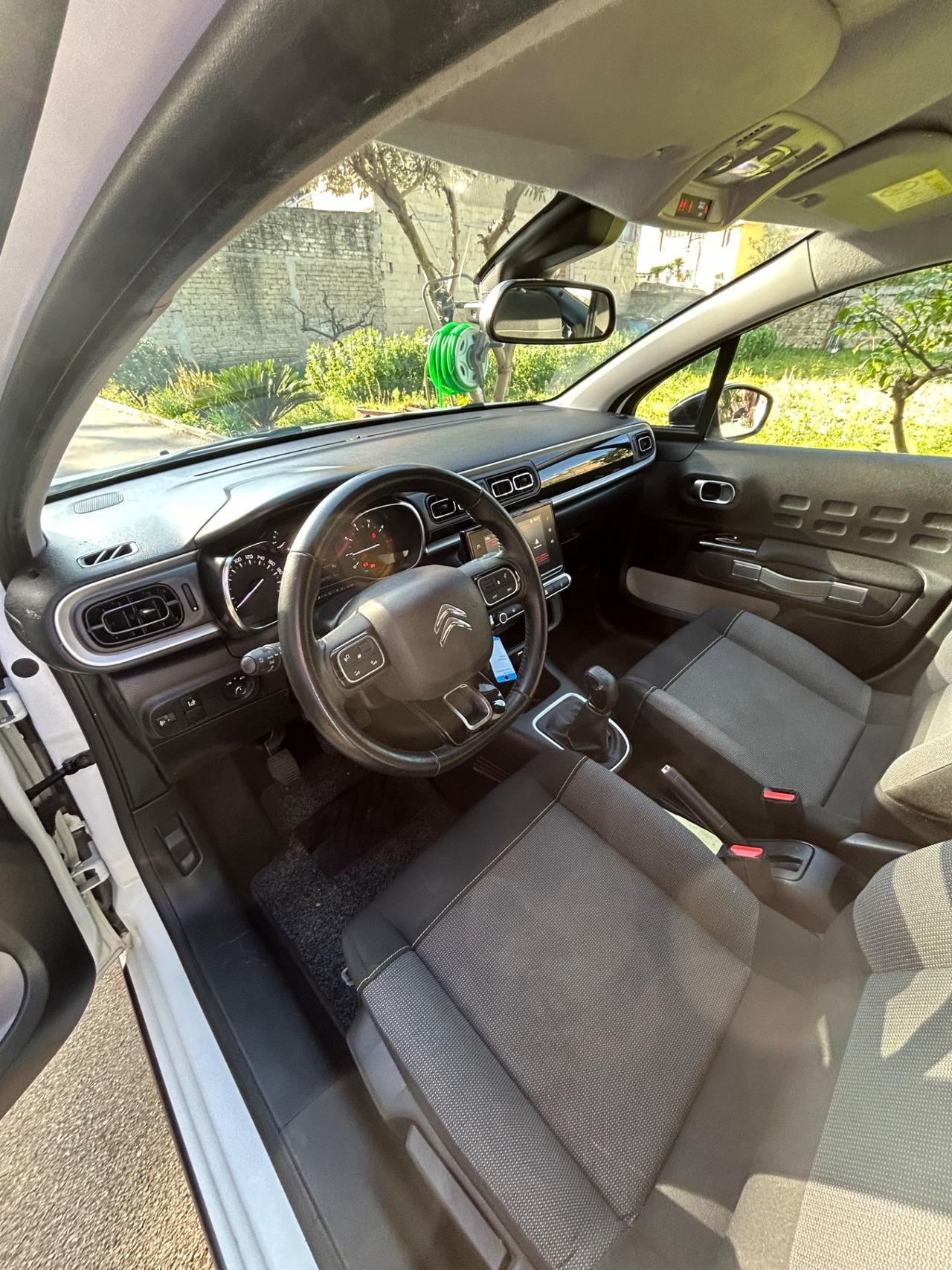 Citroen C3 PureTech 82 S&S Shine