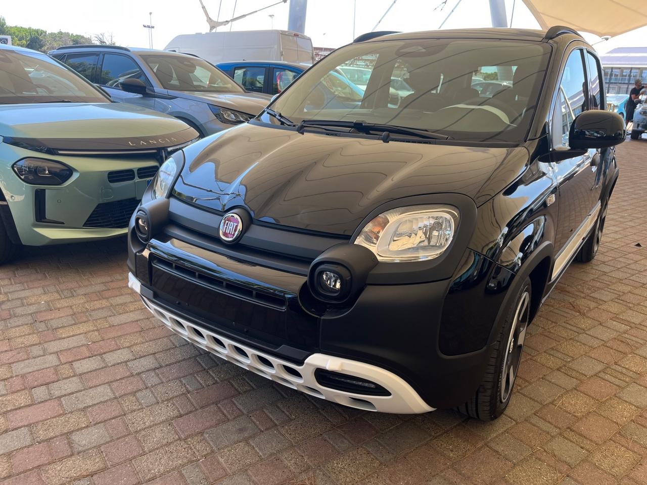 Fiat Panda Pandina 1.0 FireFly 65 CV Hybrid Cross