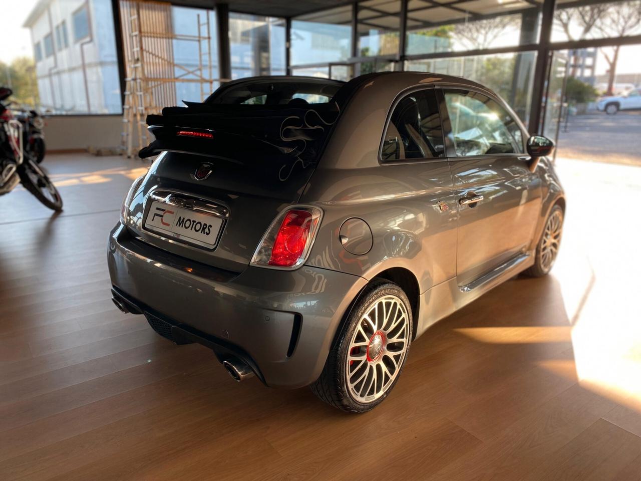 Abarth 500 C 1.4 Turbo T-Jet Custom