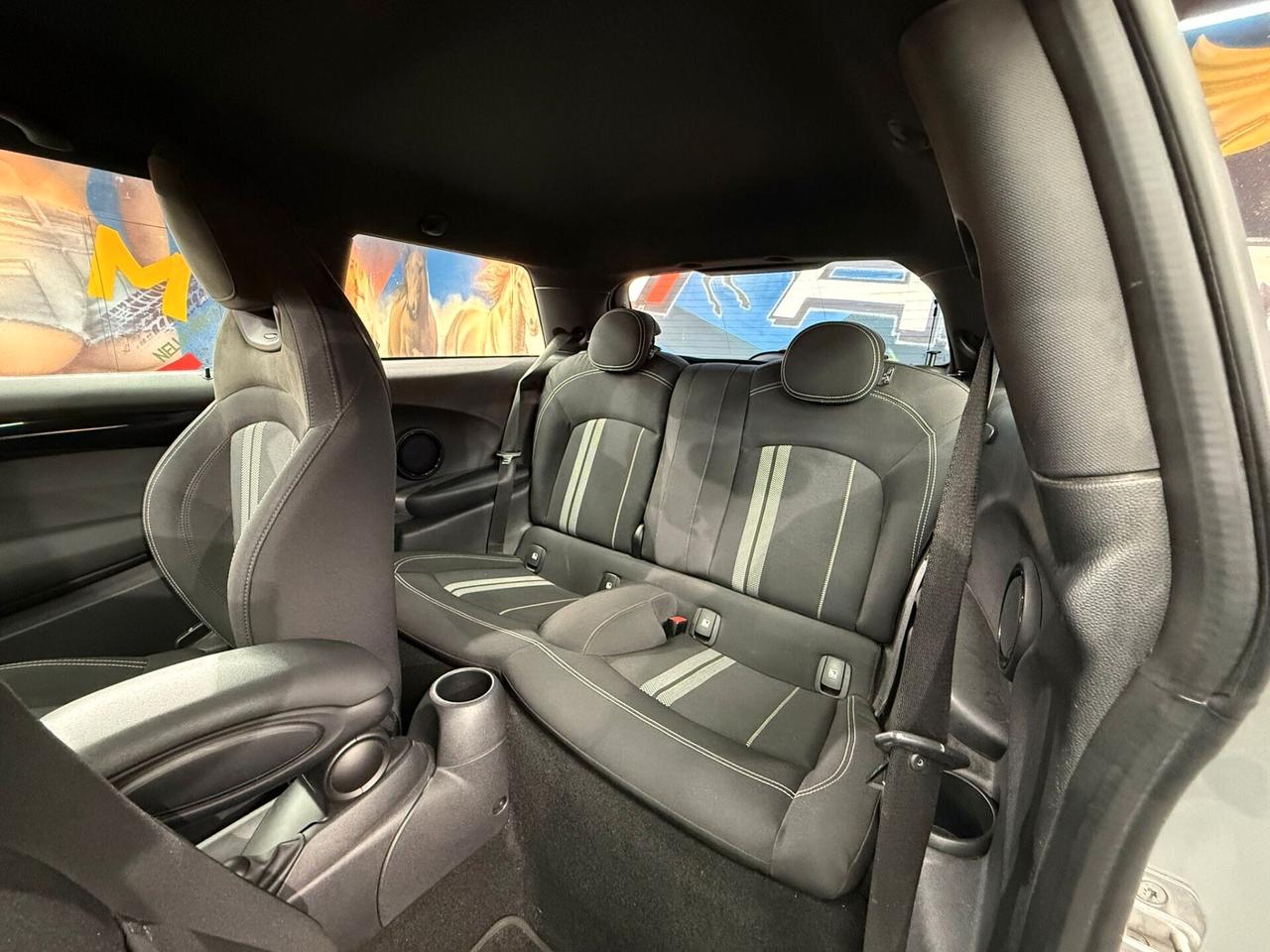 Mini John Cooper Works 2.0 COOPRER ANNIVERSARY EDITION (275)