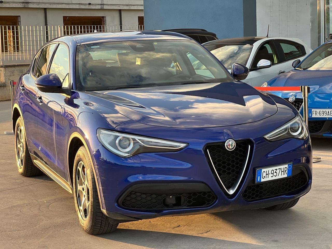 Alfa Romeo Stelvio 2.2 Turbodiesel 160 CV AT8 RWD Business