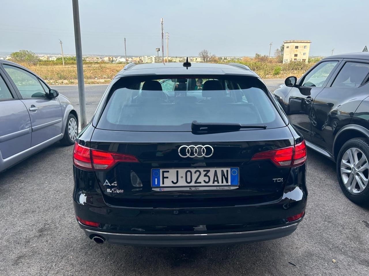 Audi A4 2.0 TDI 122 CV S tronic Business Sport