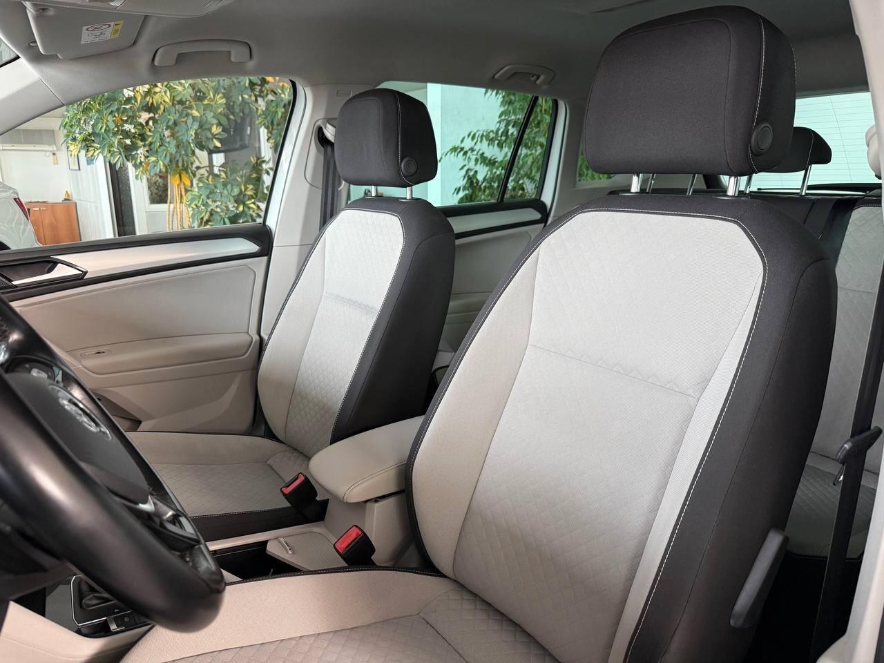 Tiguan 2.0 TDI SCR DSG Business BlueMotion Technology