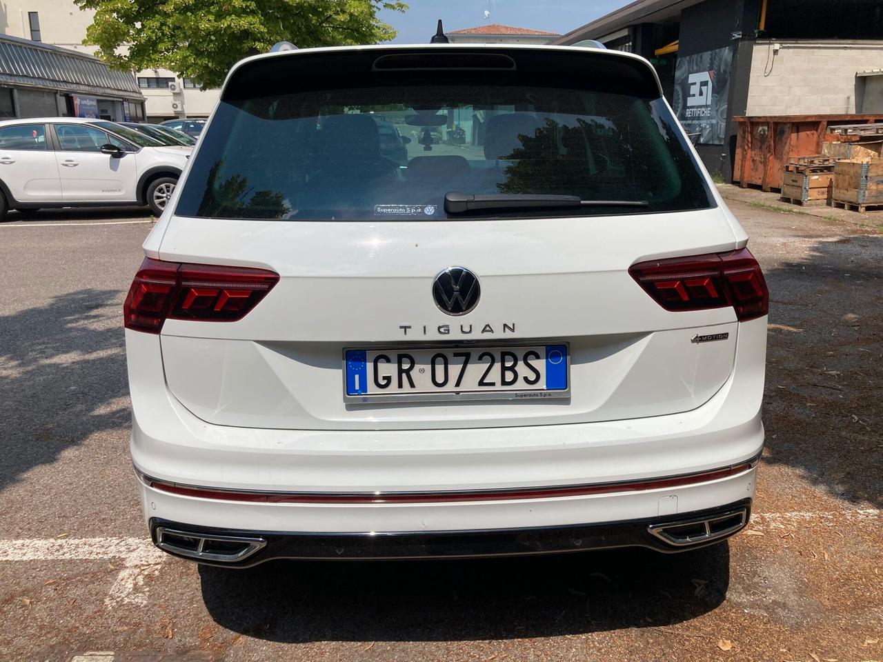 Volkswagen Tiguan 2.0 TDI 150 CV SCR DSG 4MOTION R-Line