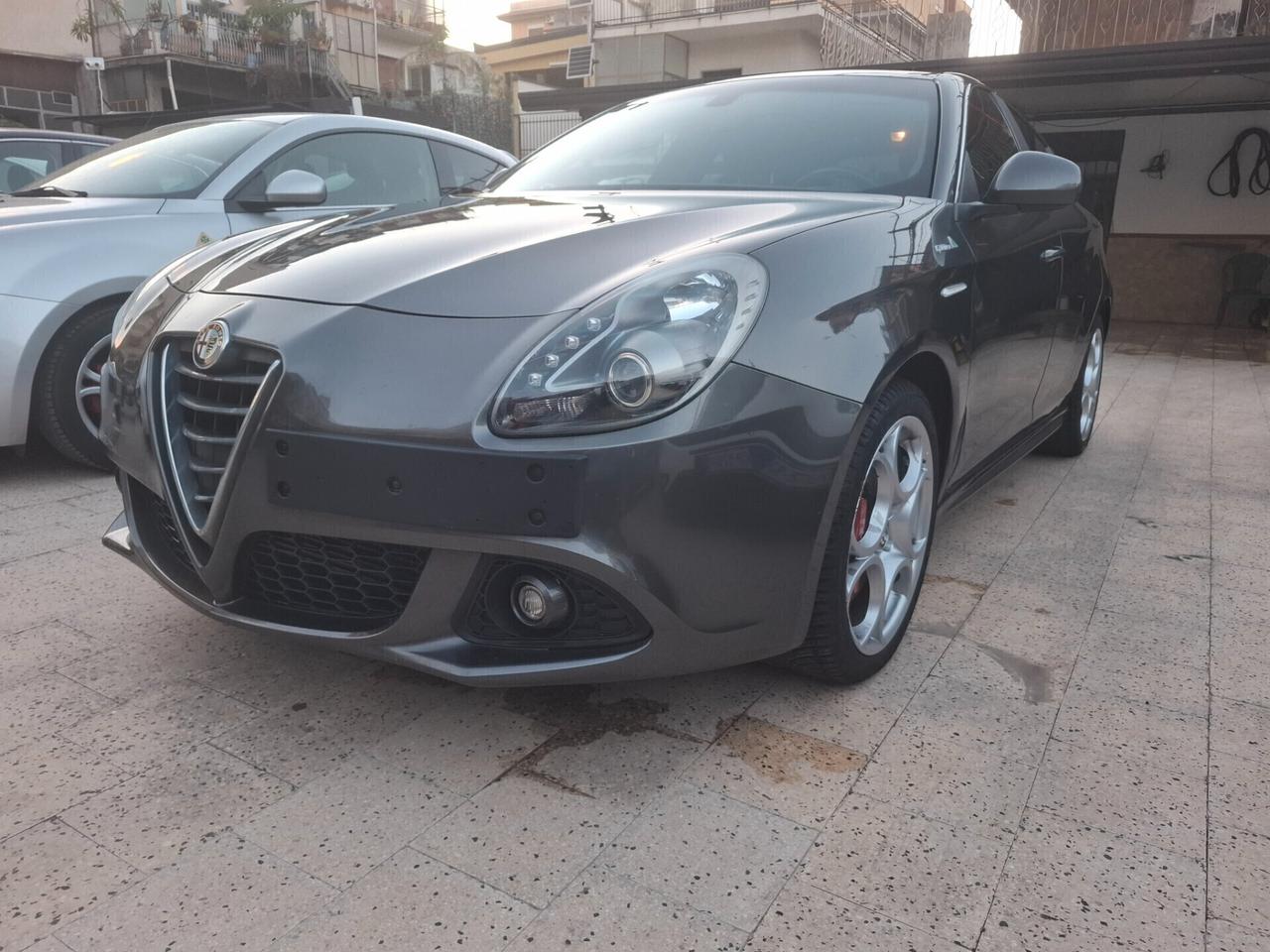 Alfa Romeo Giulietta - 1.6 JTD Esclusive |