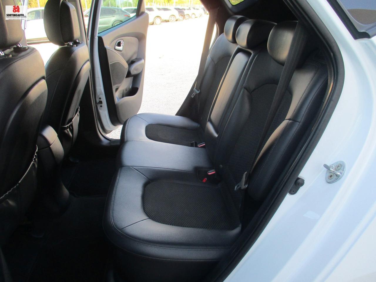 Hyundai iX35 2.0 CRDi 4WD Comfort 136cv 3-2010 KM165000