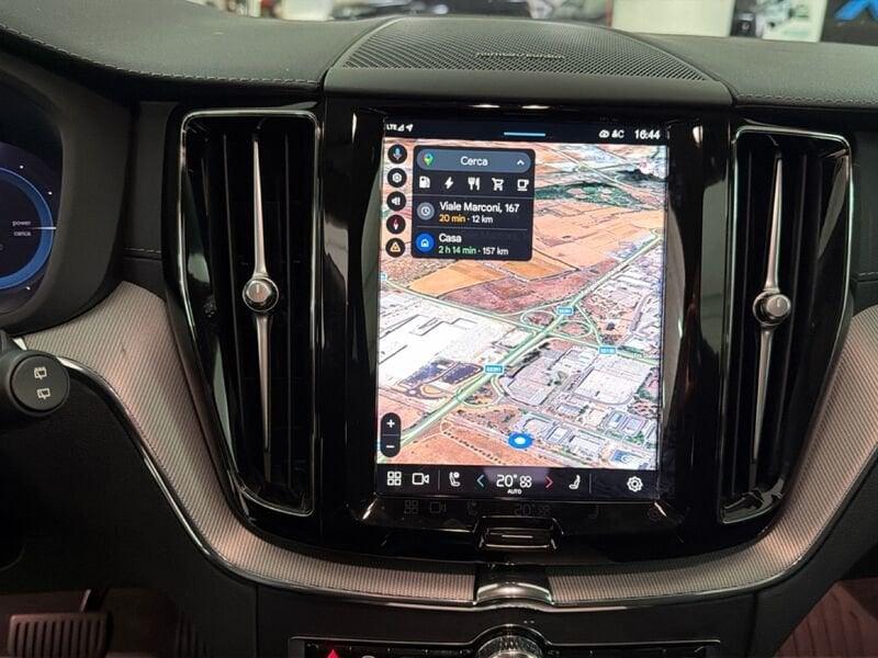 Volvo XC60 Recharge T6 Plug-in AWD auto Ultimate Dark