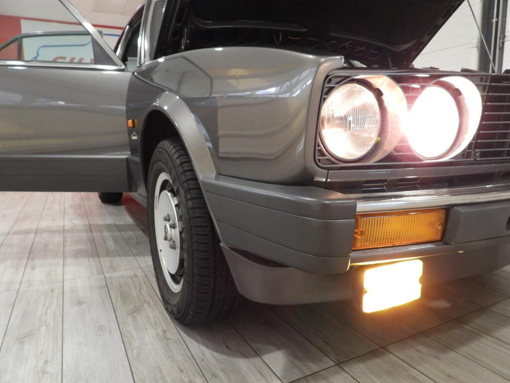 Alfa Romeo Alfetta 2.0 i Quadrifoglio Oro