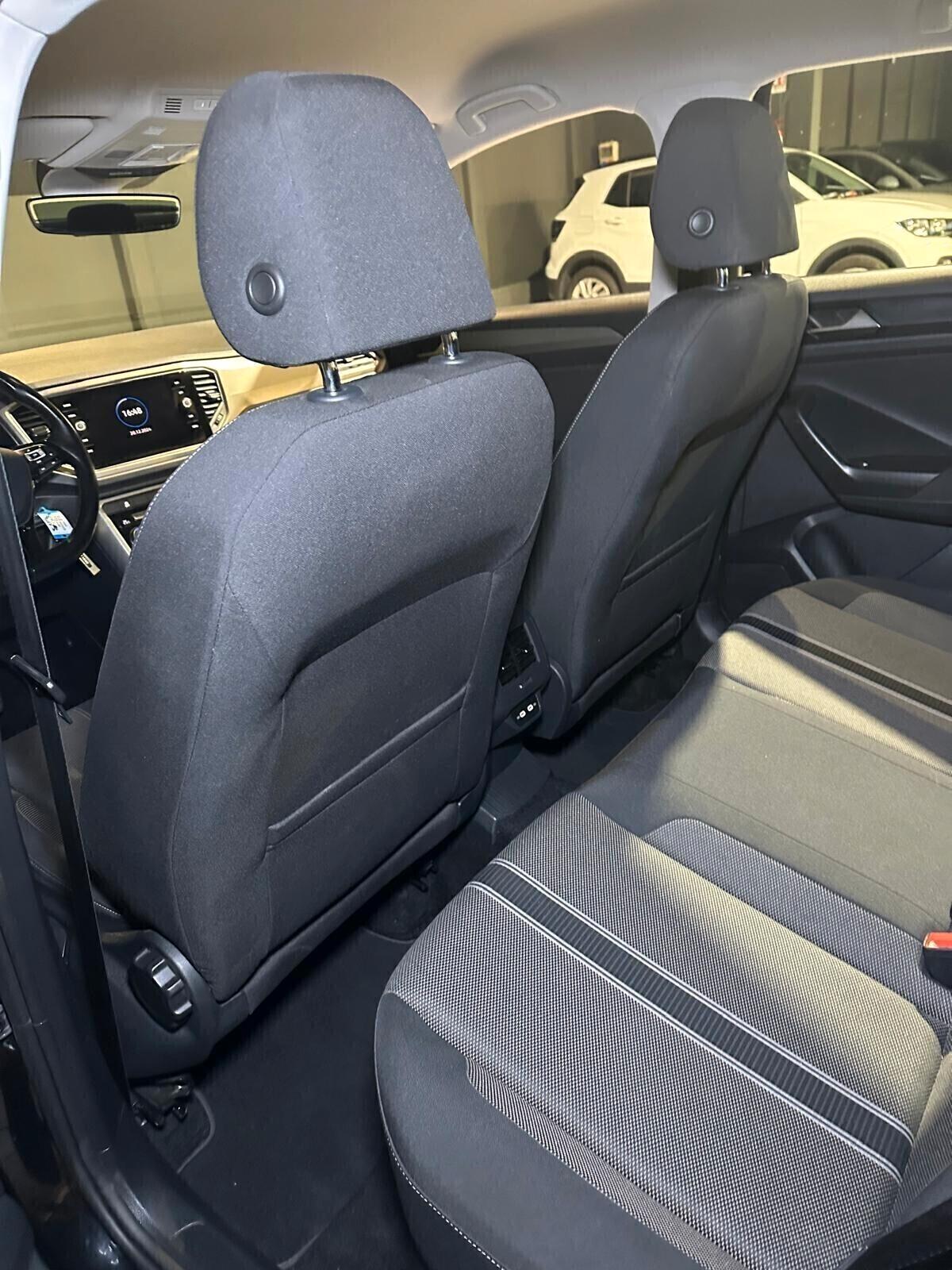 Volkswagen T-Roc 1.5 TSI ACT DSG BlueMotion Technology IVA ESPOSTA