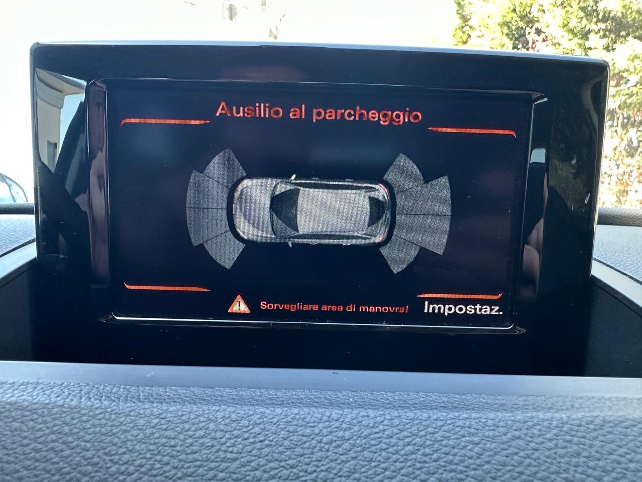 Audi Q3 2.0 TDI 120 CV Business - 2018