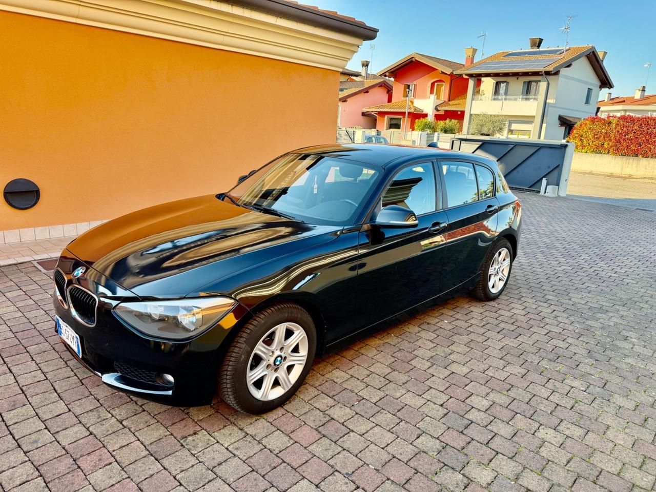 Bmw 116 118d 5p. Urban