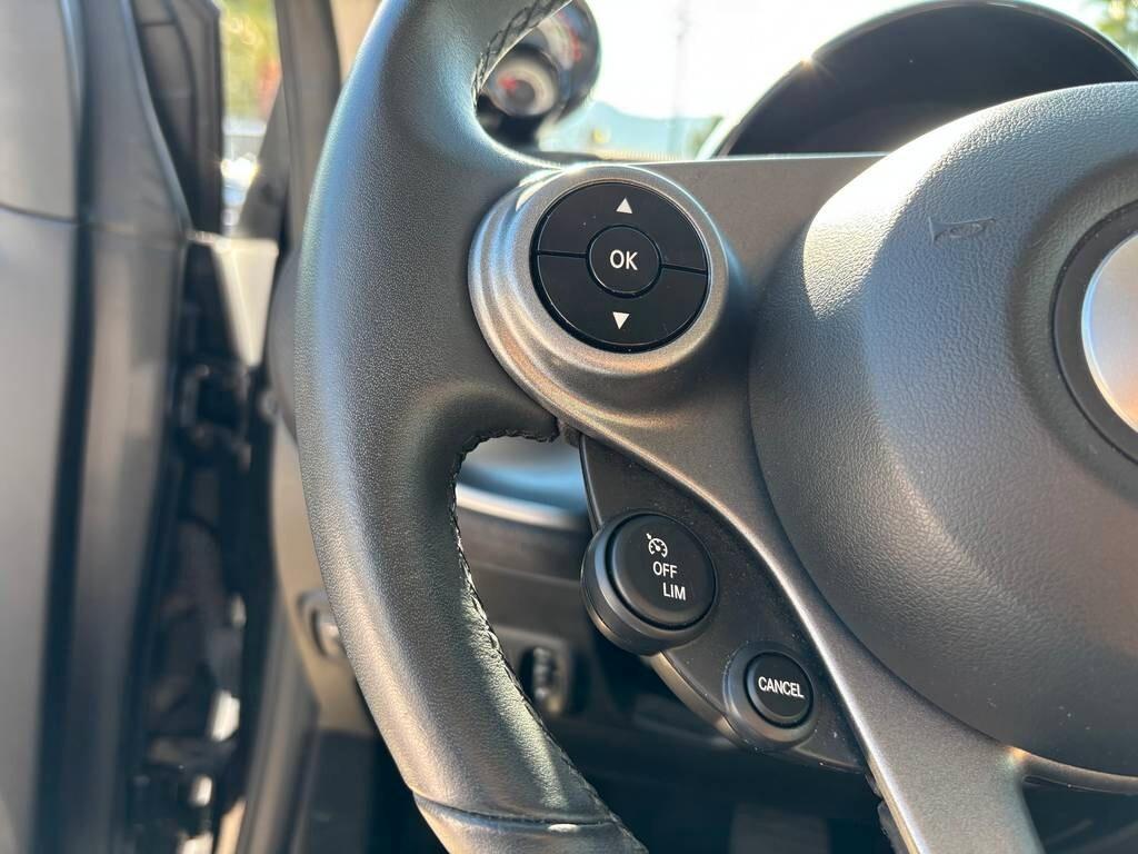 Smart ForTwo EQ cabrio Passion 2022/ solo 28.000 KM IVA ESPOSTA Tua a soli 139 Euro al mese