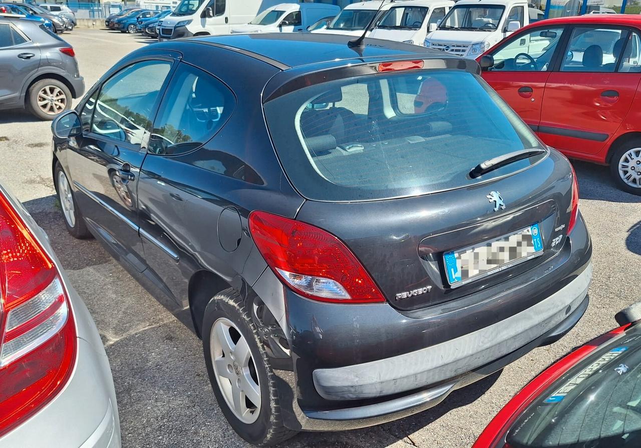 Peugeot 207 1.4 3p. Millesim 200 NEOPATENTATI