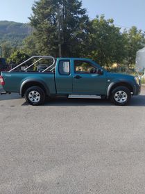 Isuzu D-Max 2.5 TD cat Space Cab 4WD Pick-up LS