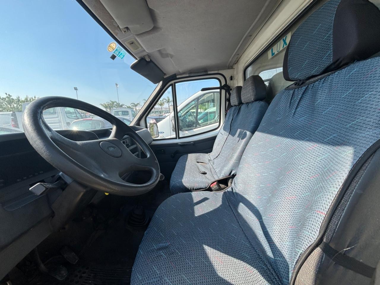 Ford transit con centina