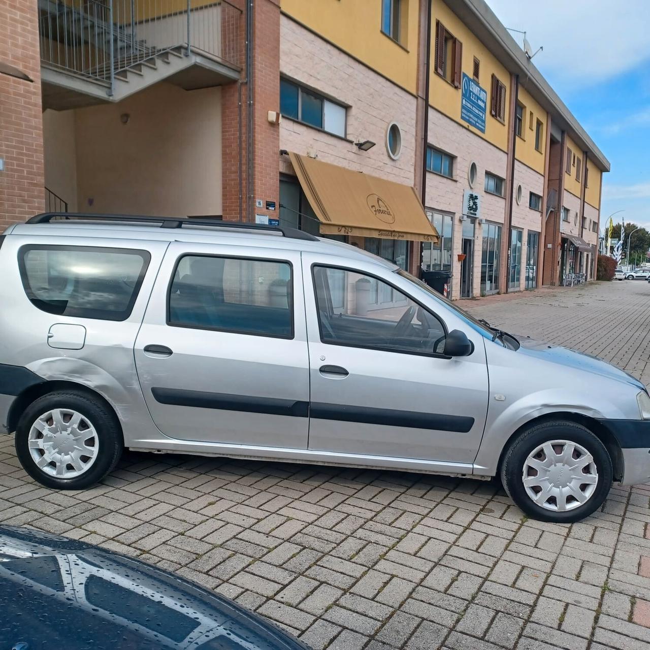 127.968 KM DACIA LOGAN 1.4 OTTIMA PER LAVORO E FAMIGLIA