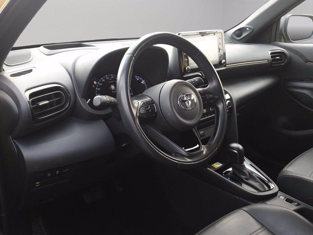 TOYOTA Yaris cross 1.5h premiere fwd 116cv e-cvt del 2022