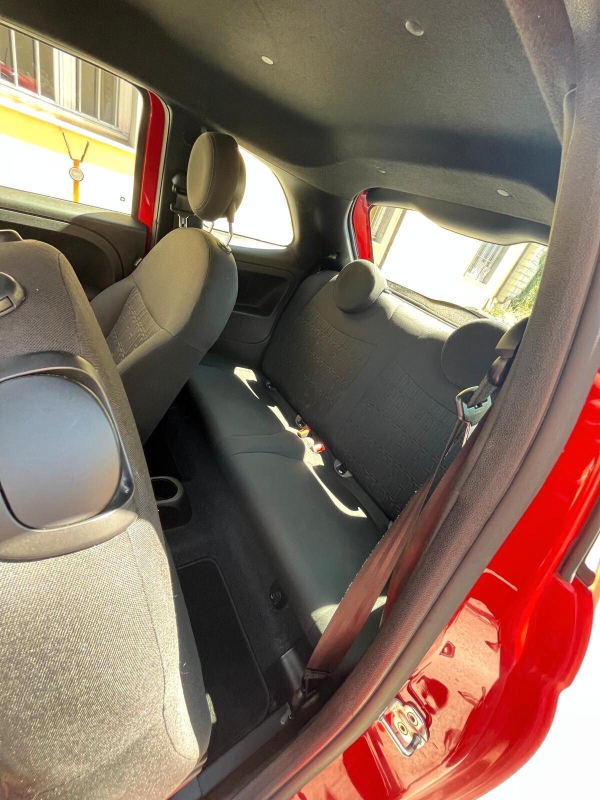 Fiat 500 1.0 Hybrid Red