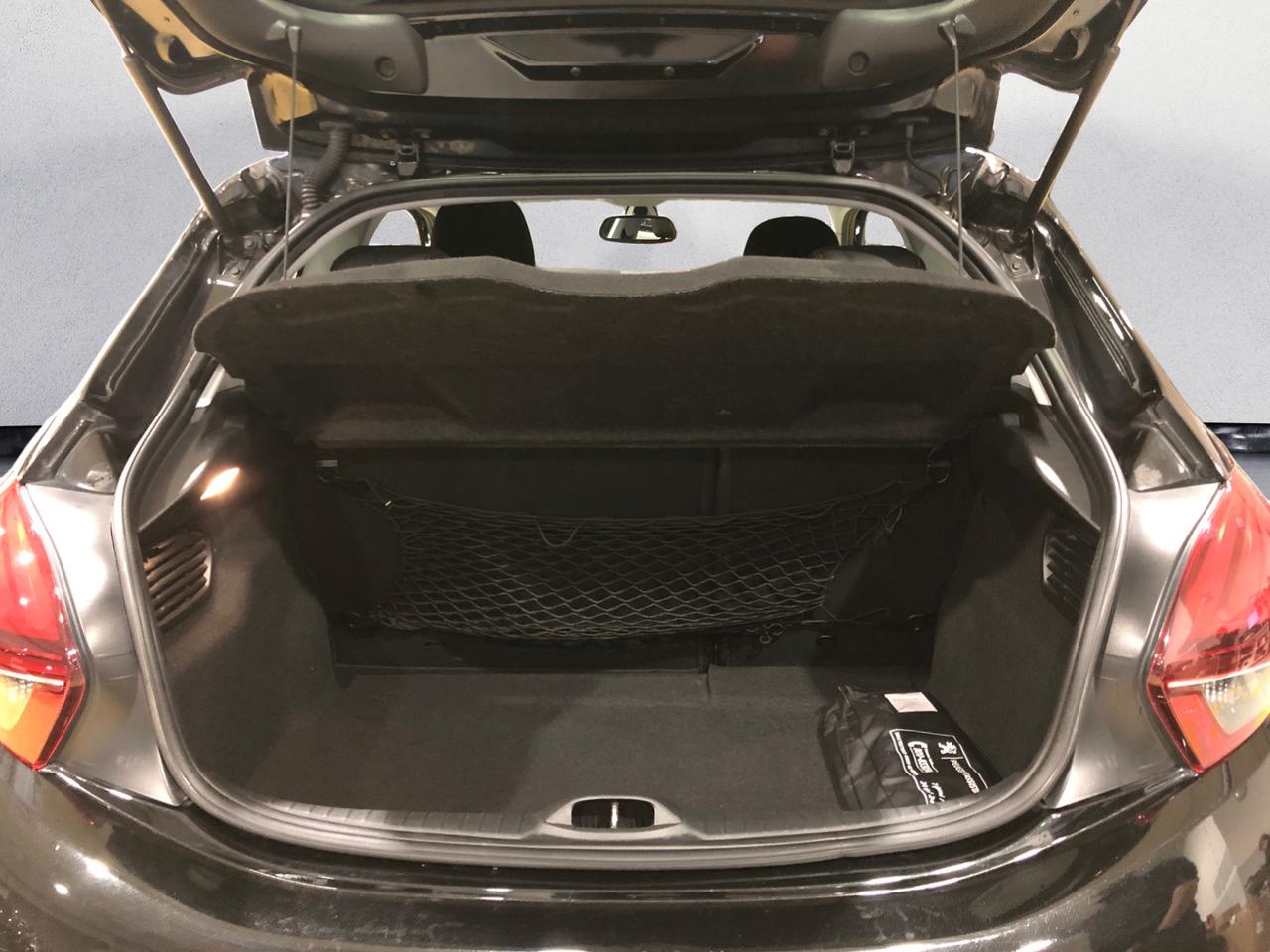 PEUGEOT 208 3p 1.6 bluehdi GT Line s&s 120cv