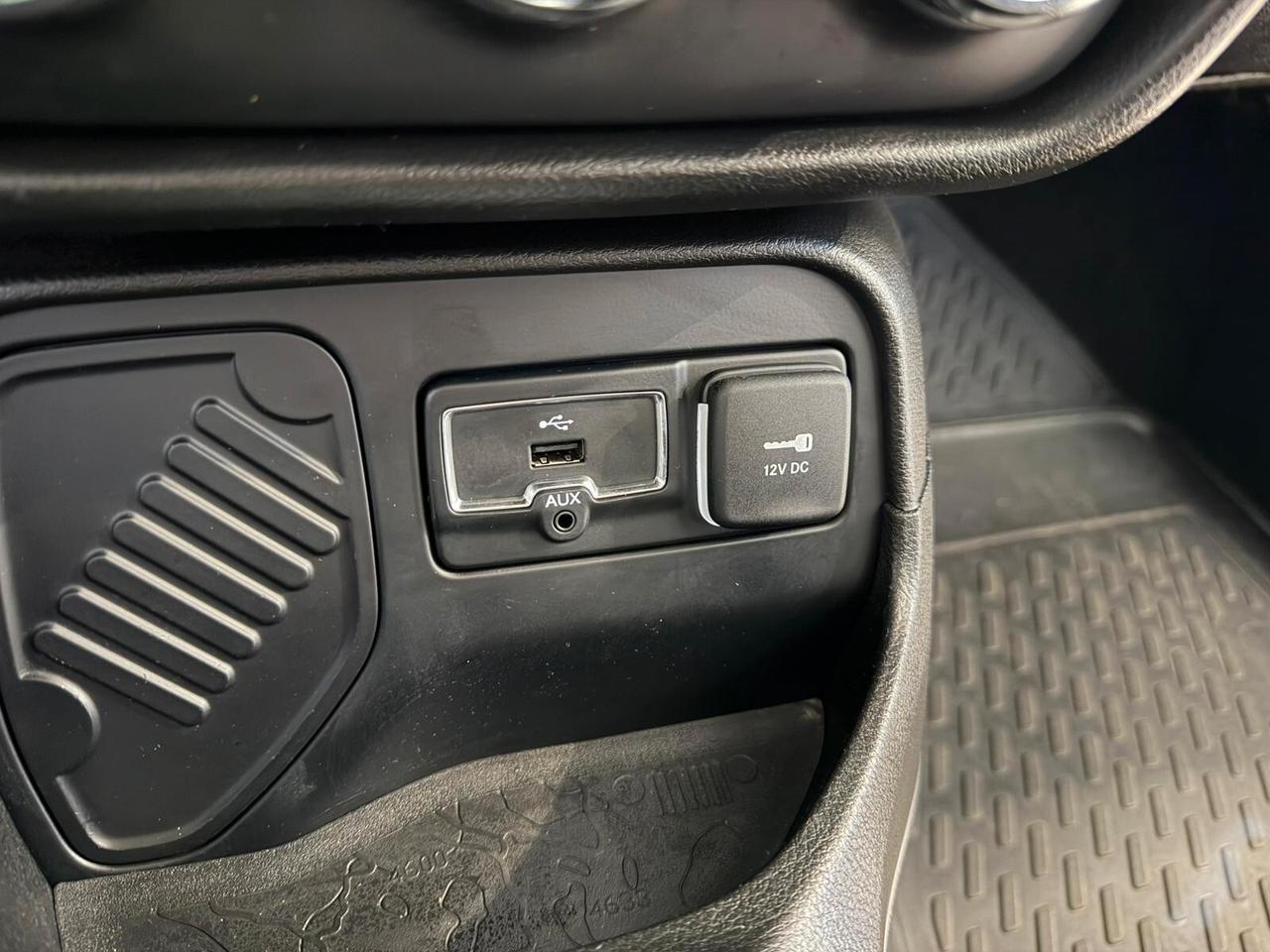 Jeep Renegade 1.6 Mjt DDCT 120 CV Business