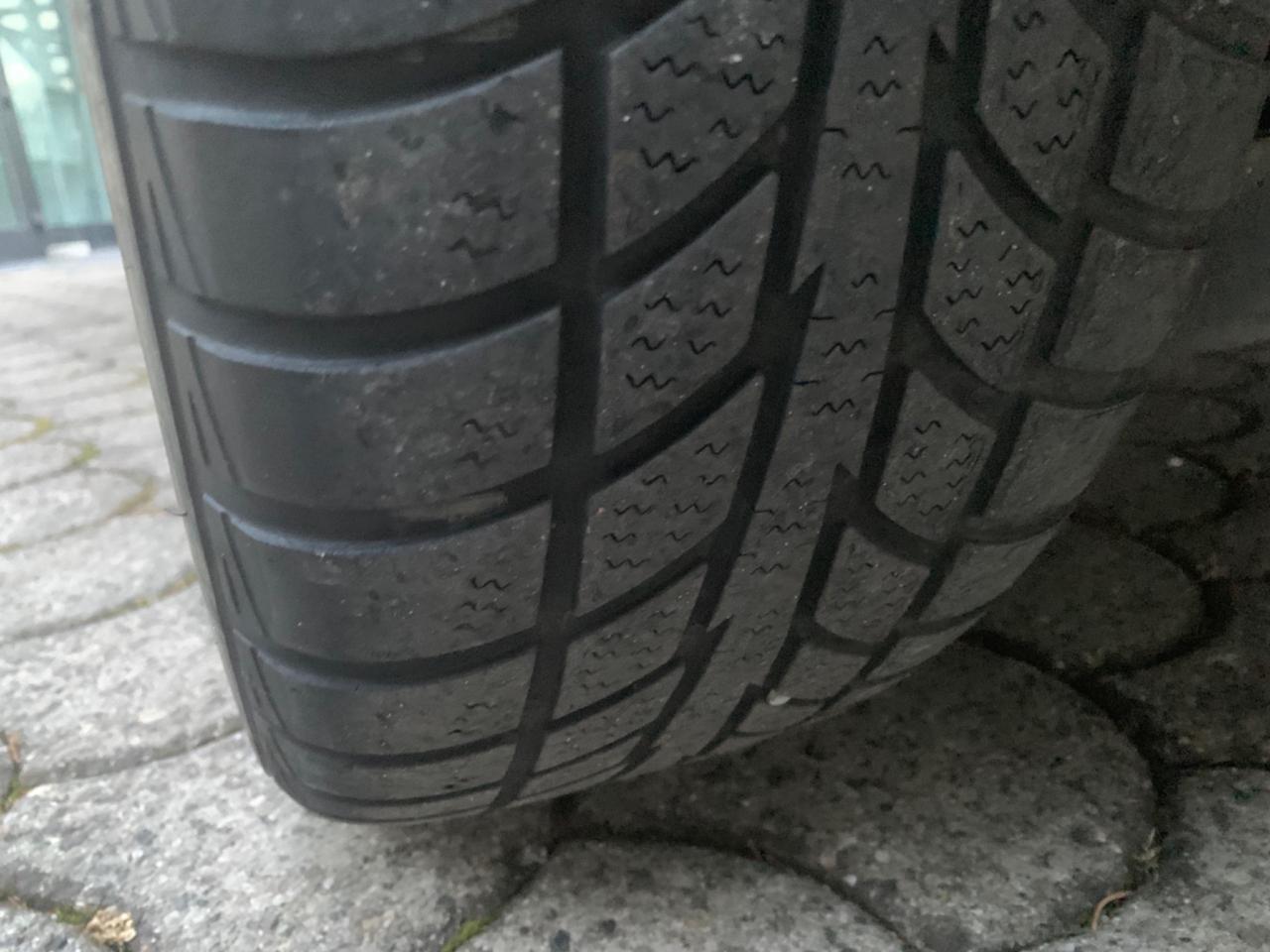 Volkswagen Touran 1.6 TDI Comfortline NEOPATENTATI