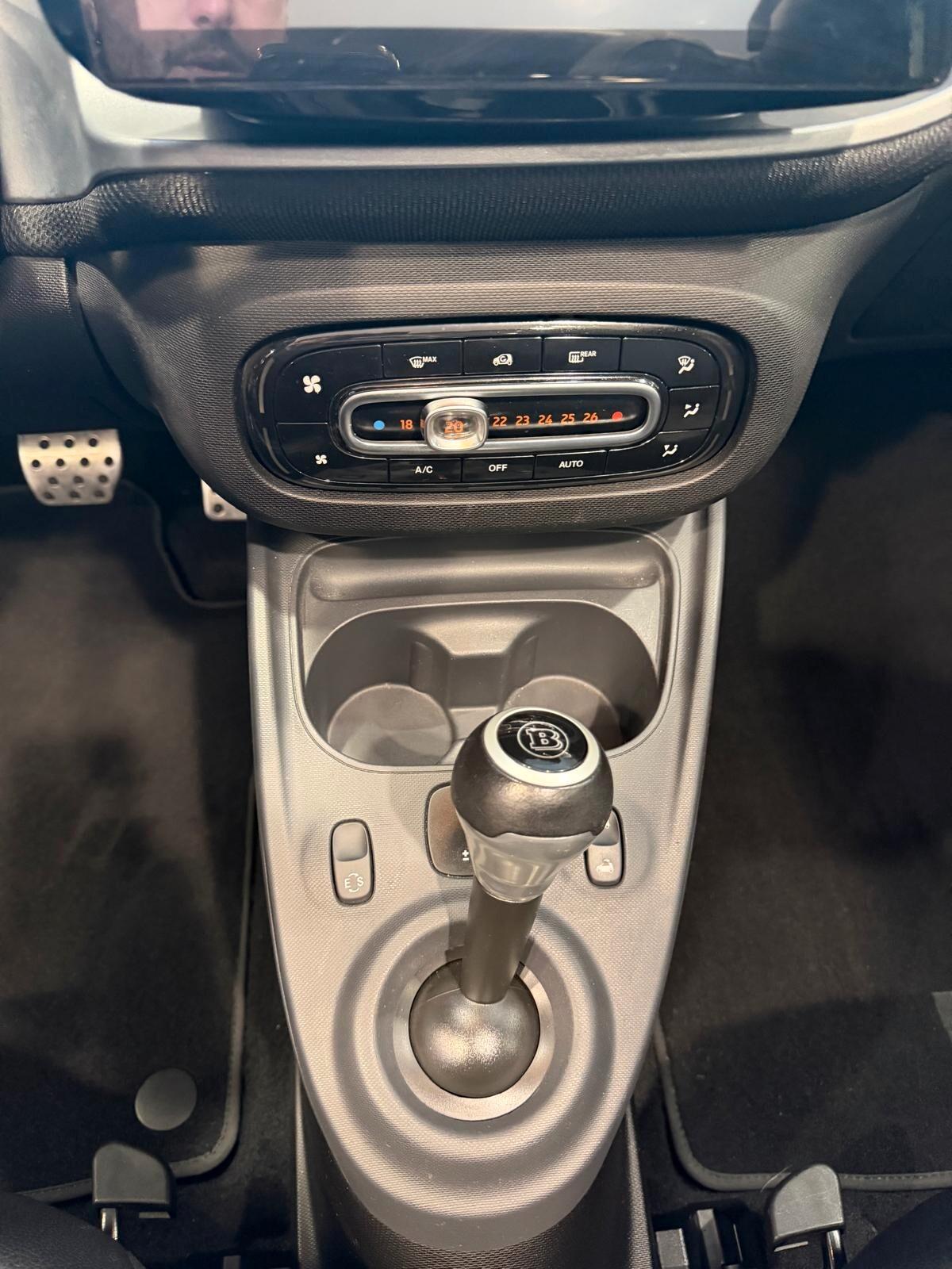 Smart ForTwo 90 0.9 T twinamic cabrio BRABUS