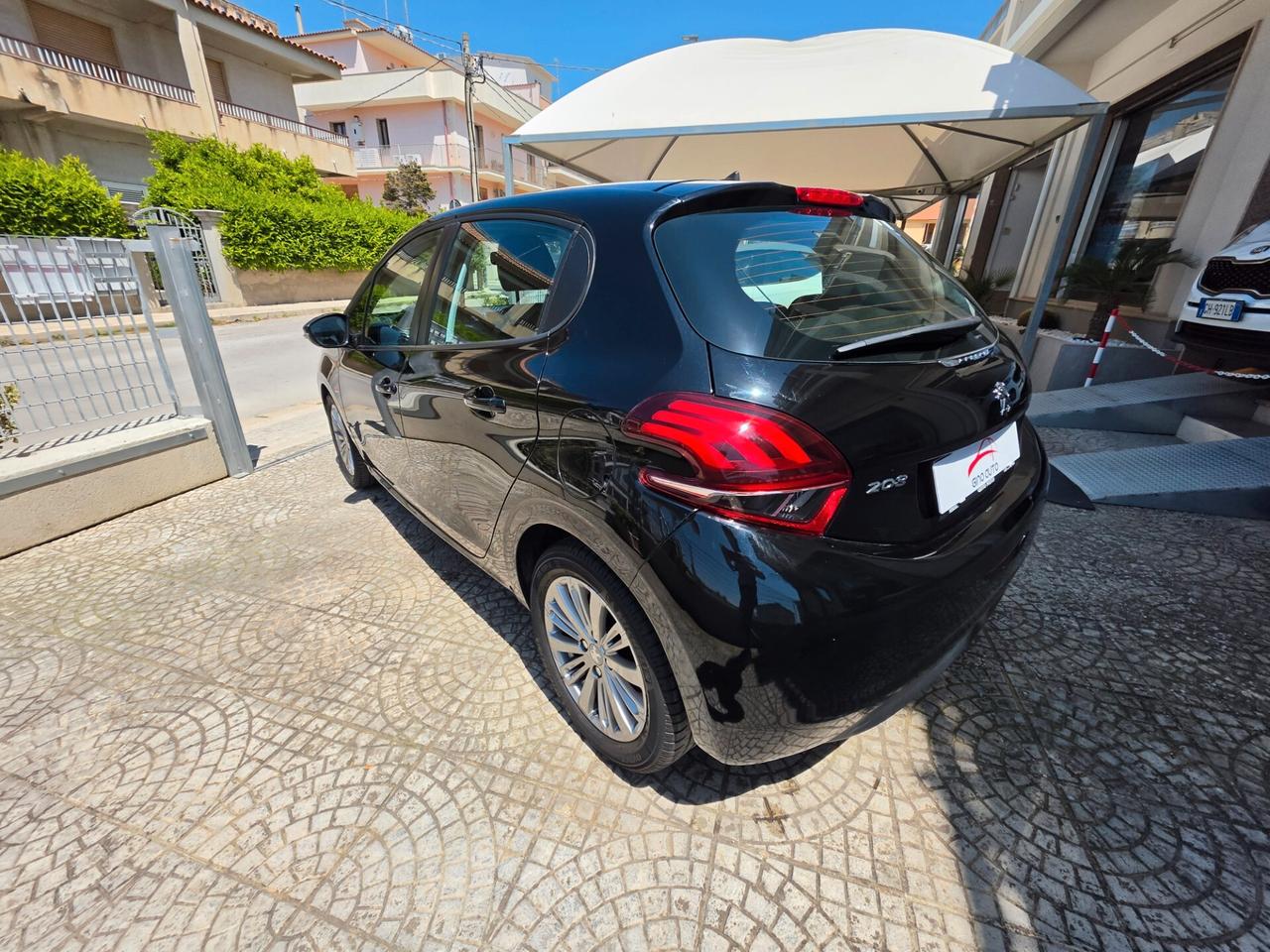 Peugeot 208 PureTech 82 Stop&Start 5 porte Allure