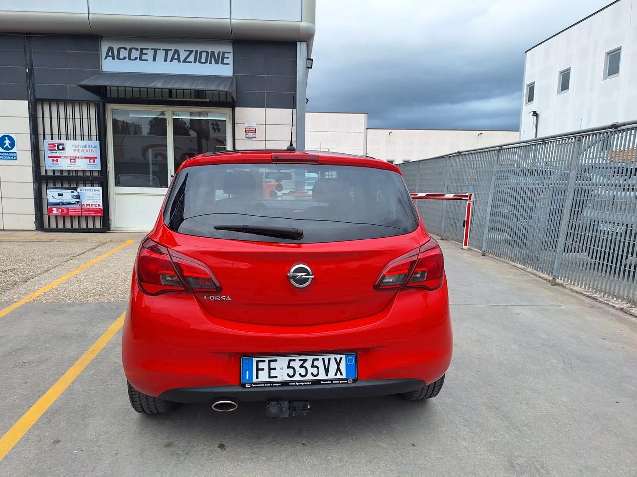 Opel Corsa 1.4 90CV GPL Tech 5 porte b-Color