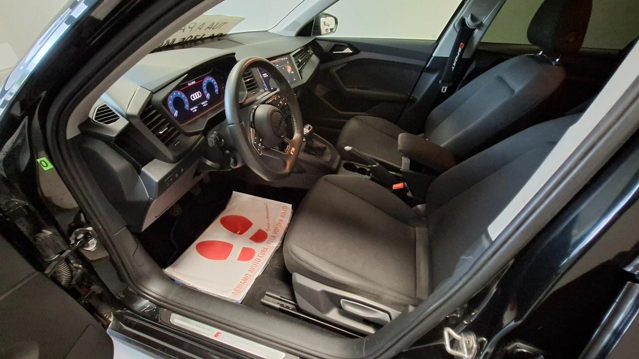 Audi A1 SPB 40 TFSI S tronic line edition
