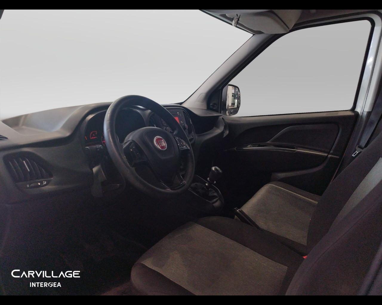 FIAT Doblo Passo Corto 1.5 td Entry
