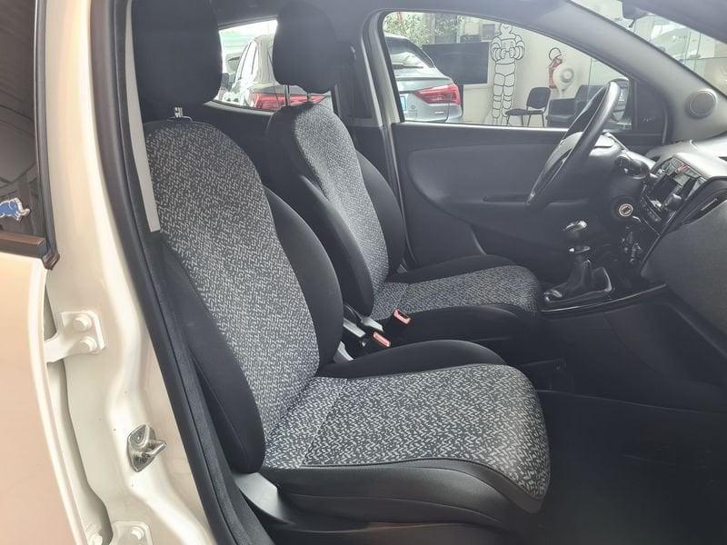 Lancia Ypsilon 1.2 69cv Elefantino Blu