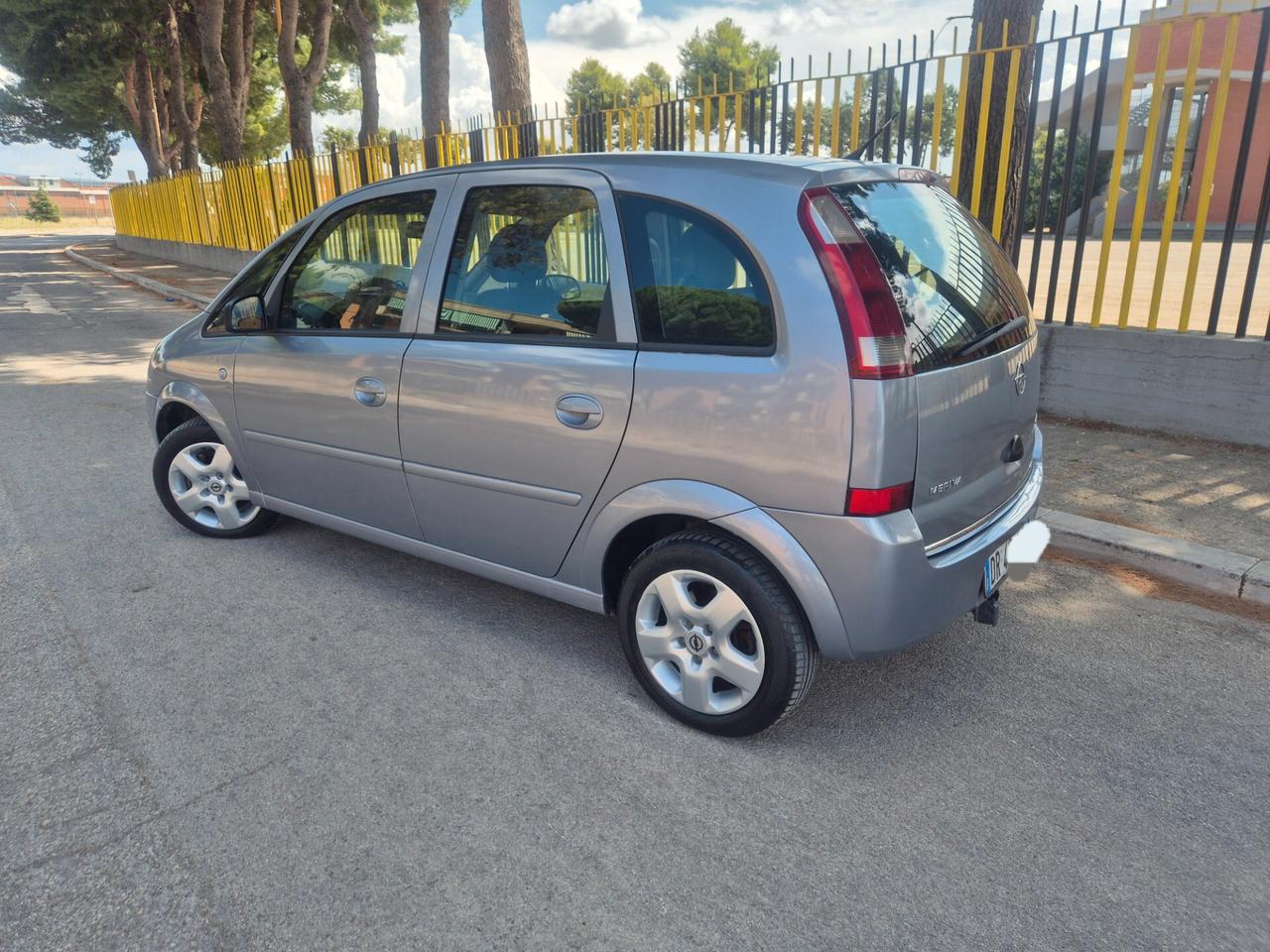 Opel Meriva 1.3 multijet 75cv gangio traino 09
