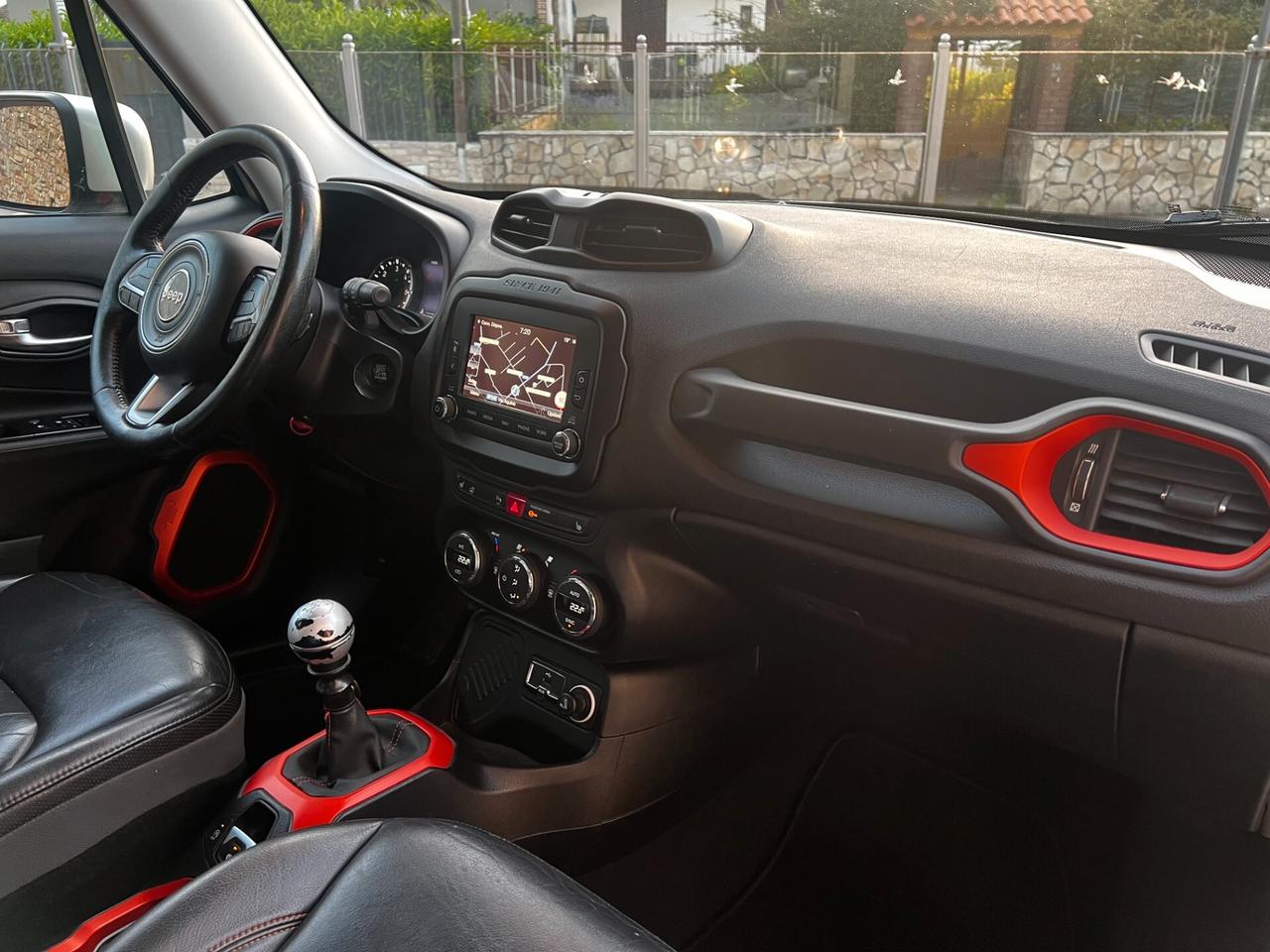 Jeep Renegade 1.6 Mjt 120 CV Limited- NAVI