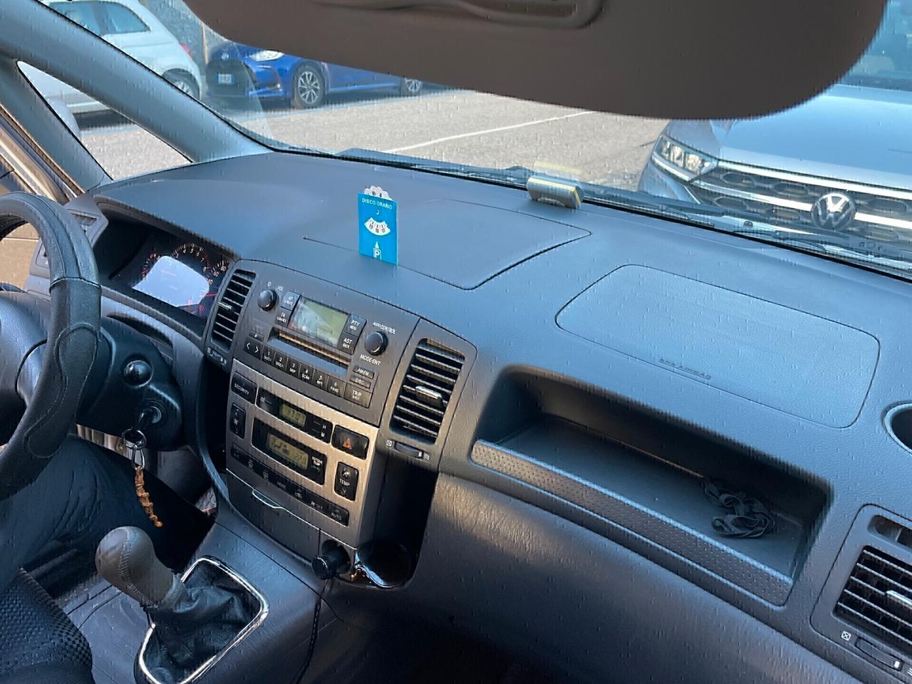 Toyota Corolla Verso 1.6 16V