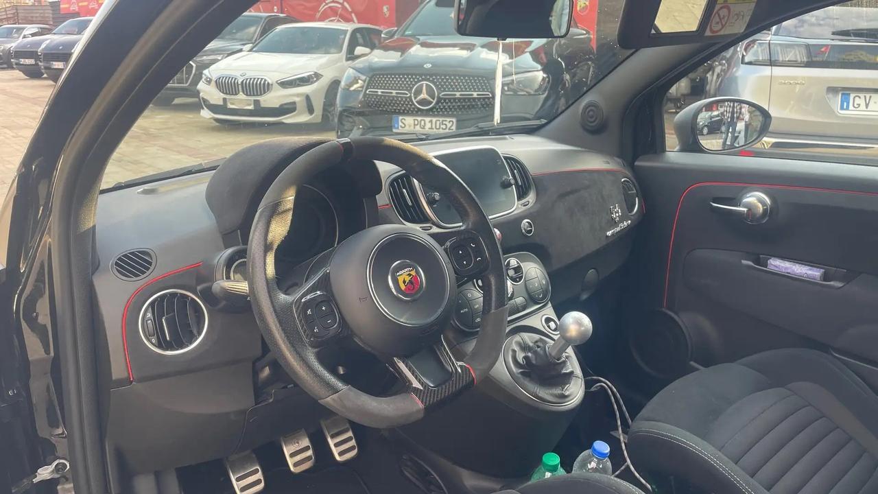 Abarth 595 C 1.4 Turbo T-Jet 180 CV Competizione