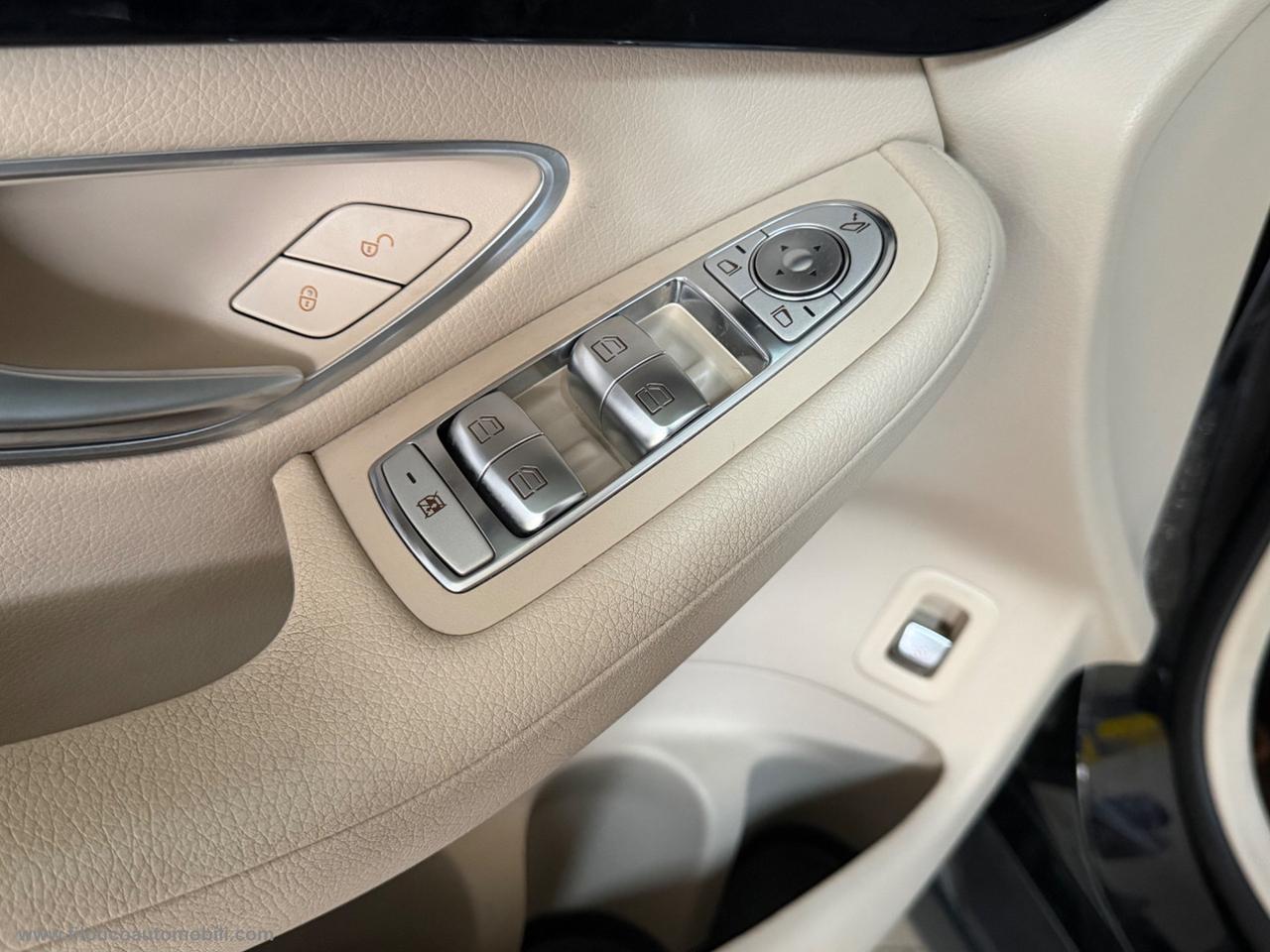 MERCEDES-BENZ GLC 300 de 4M Plug-in hyb. Coupé Sport PELLE - FARI LED FULL!!