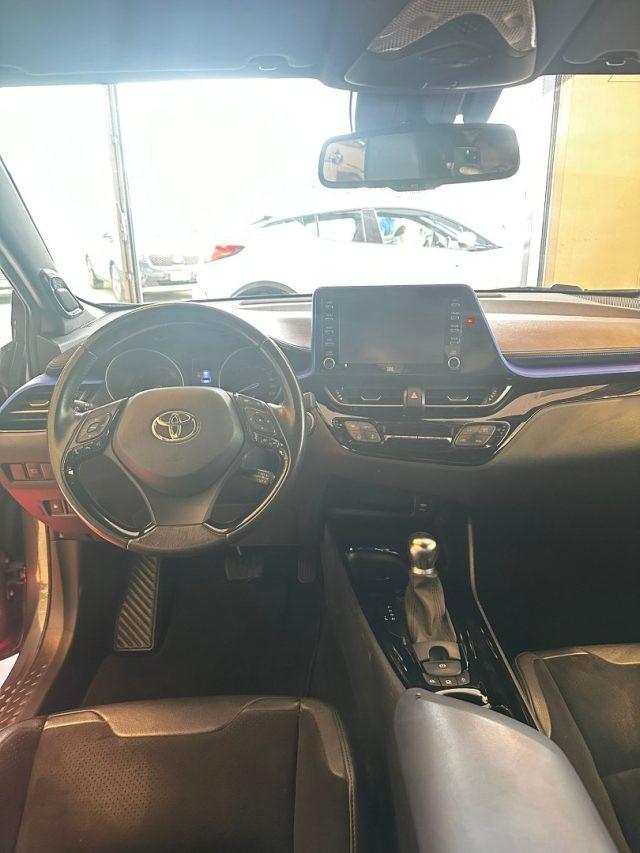 TOYOTA C-HR 2.0 Hybrid E-CVT Trend