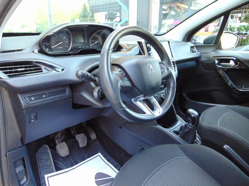 PEUGEOT 208 1° serie PureTech 82 Stop&Start 5 ...