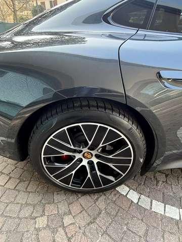 Porsche Taycan 4S - possibile subentro leasing -